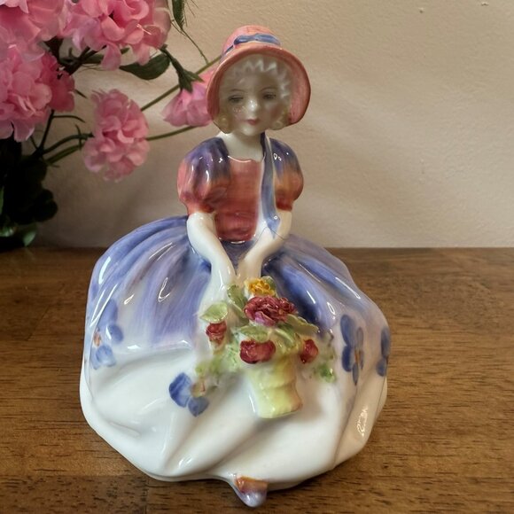 Royal Doulton Monica Figurine HN1467 Vintage Bone China Lady 1930s England Colle - Picture 1 of 5